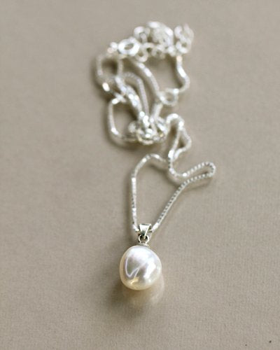 Pearl on Silver Chain (Kette)